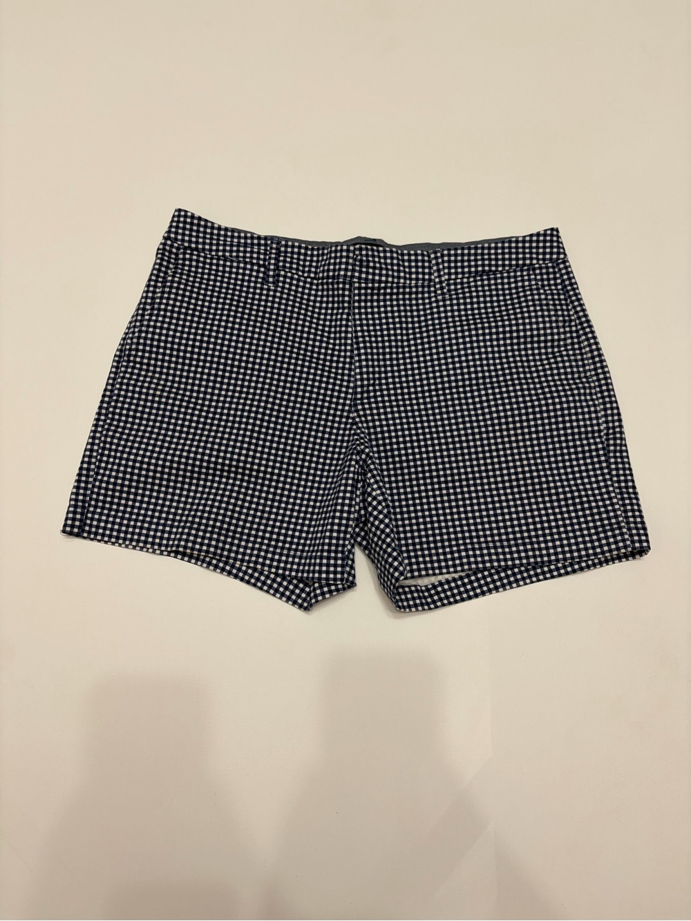 Tommy Hilfiger Navy and White Gingham Bermuda Shorts size 10 summer resort wear